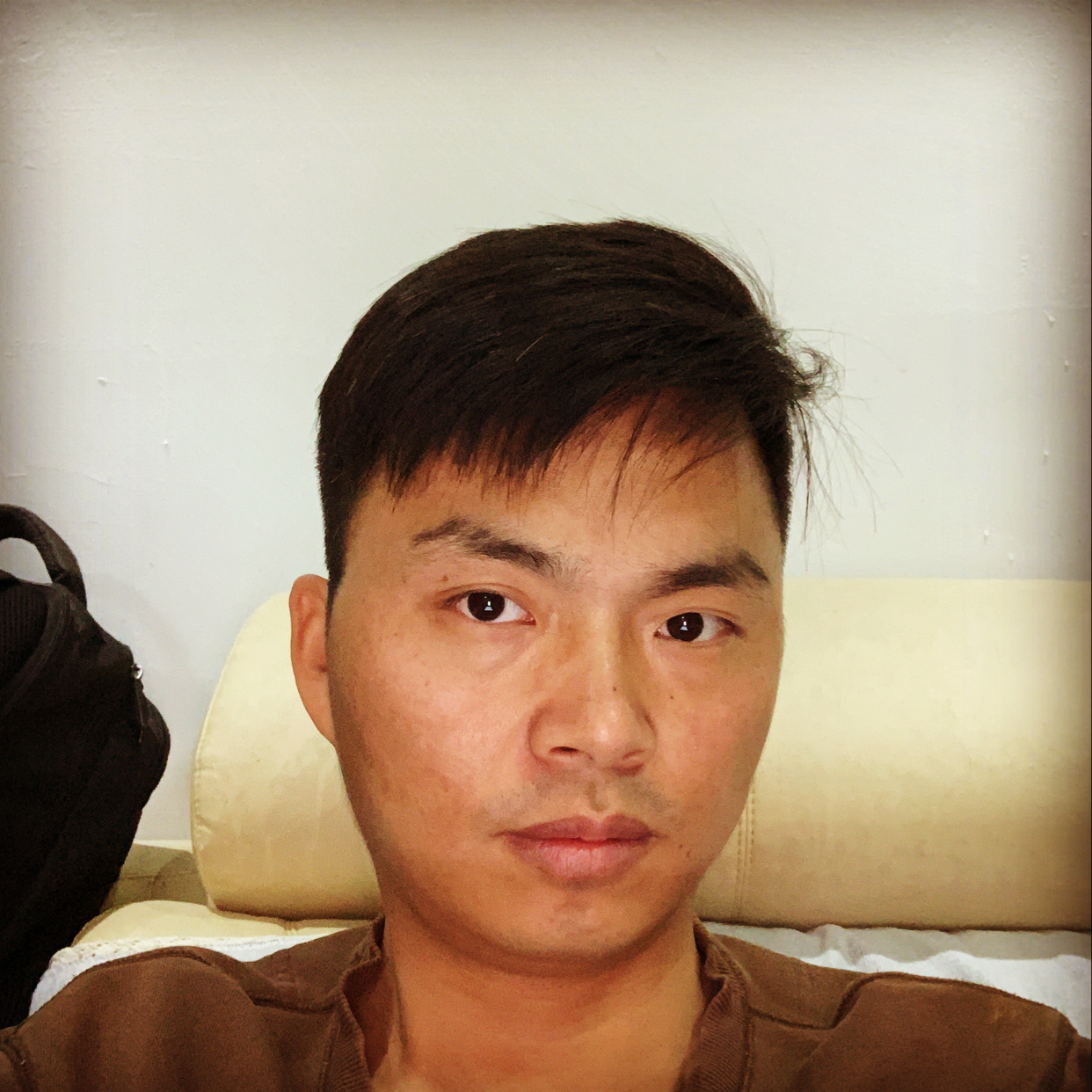 孤独等待灯泡的照片