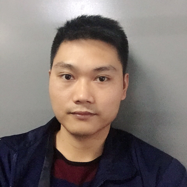 愉快闻早晨的照片