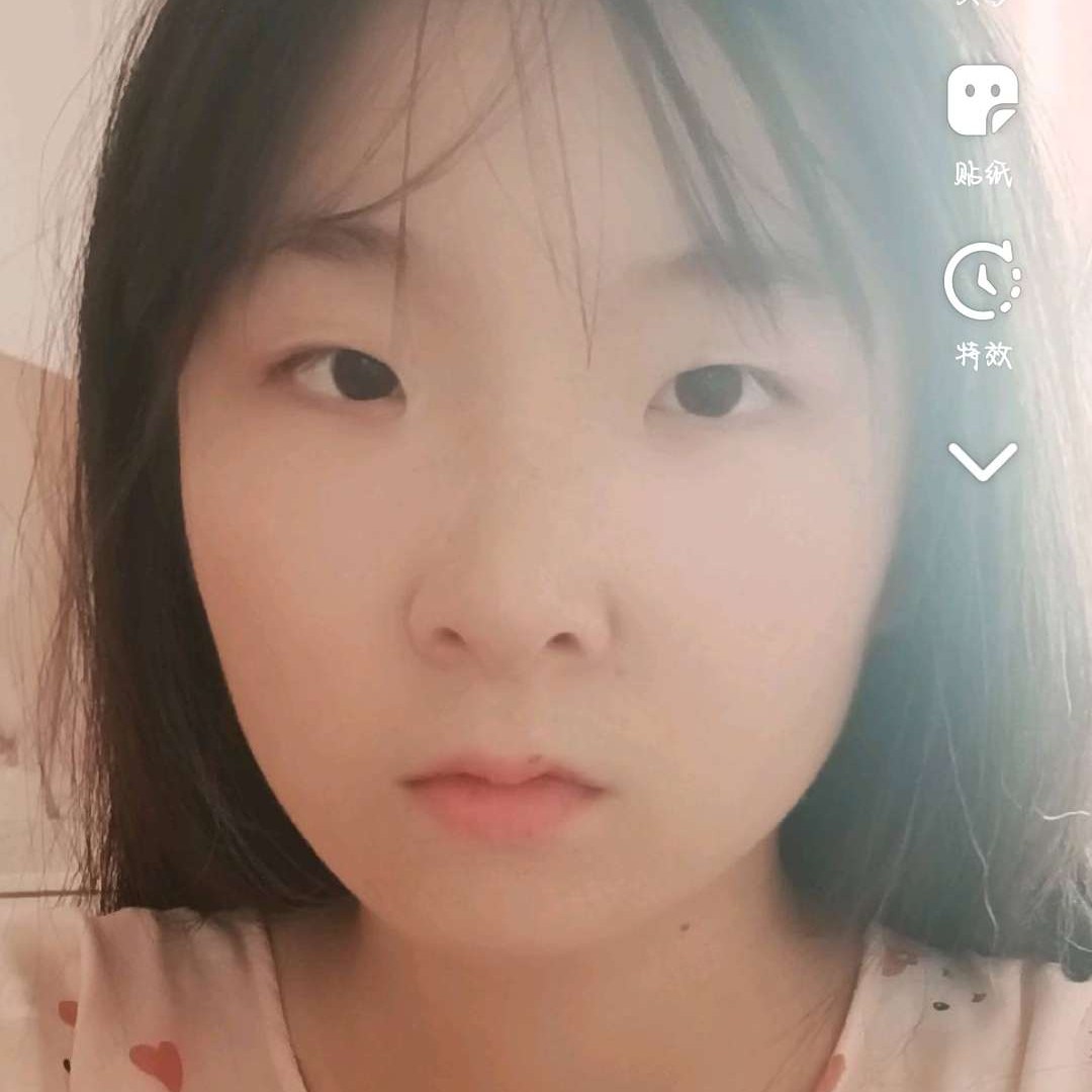 完美浅吻硬币的照片