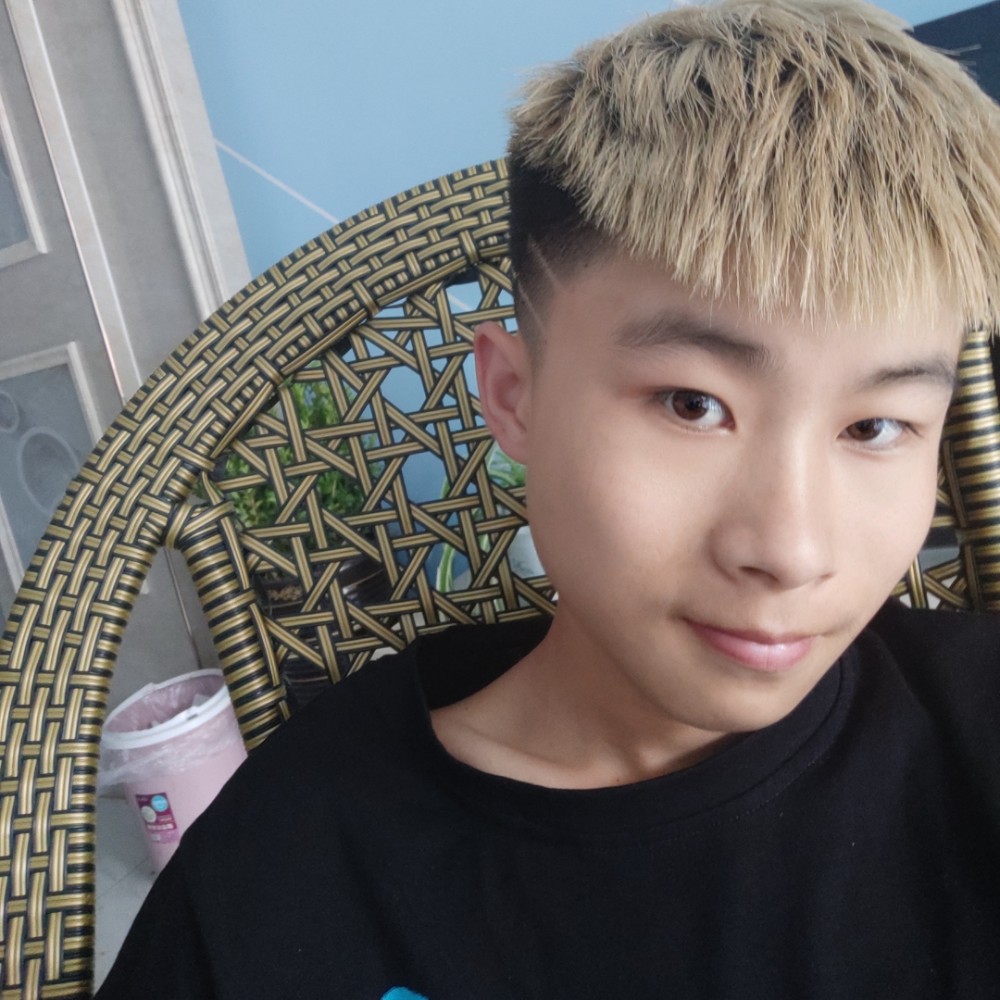 冷傲回眸大碗的照片