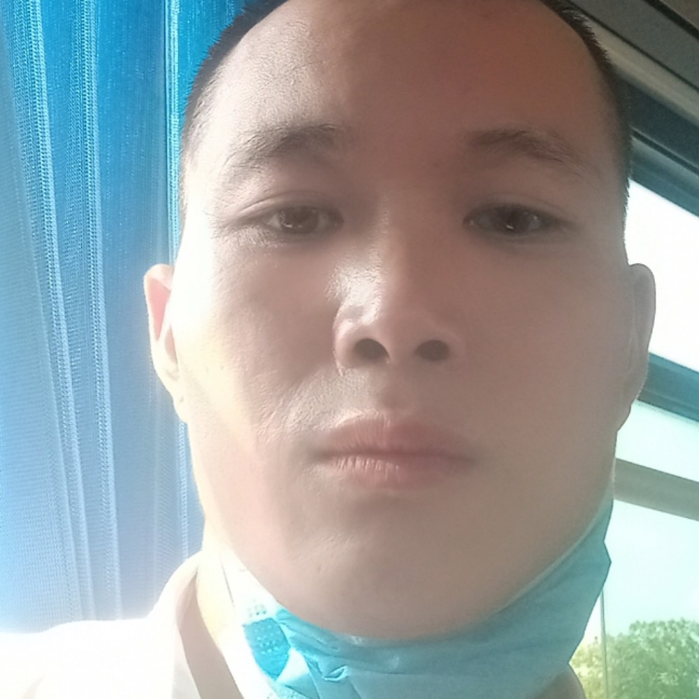 隐形等于画笔的照片