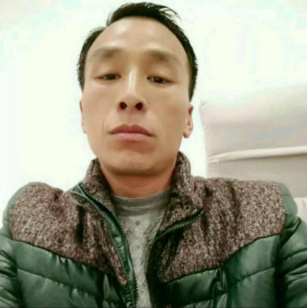 务实笑羽裳的照片