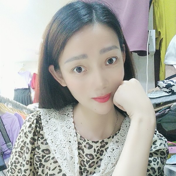 那一抹忧伤。。的照片