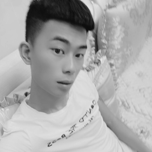 街育的照片