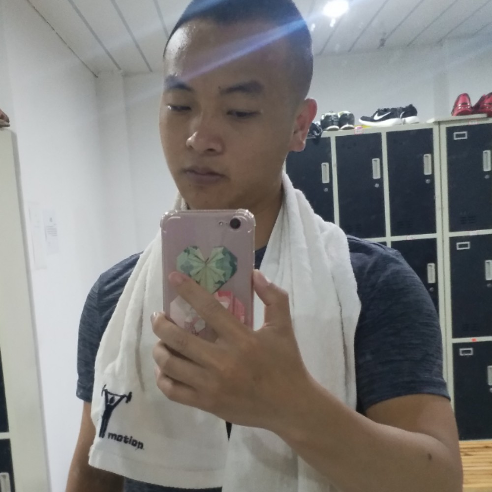 冷月勤劳的照片
