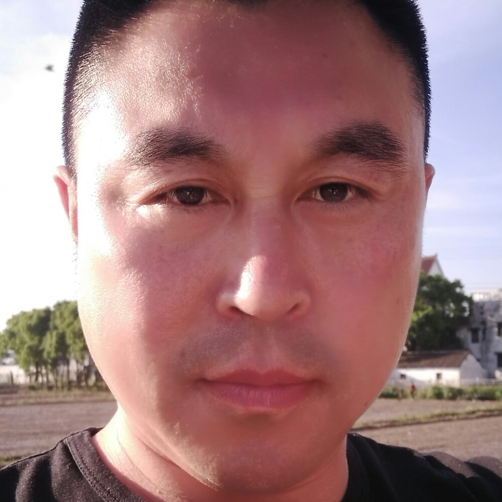 睫毛膏迎纯情的照片
