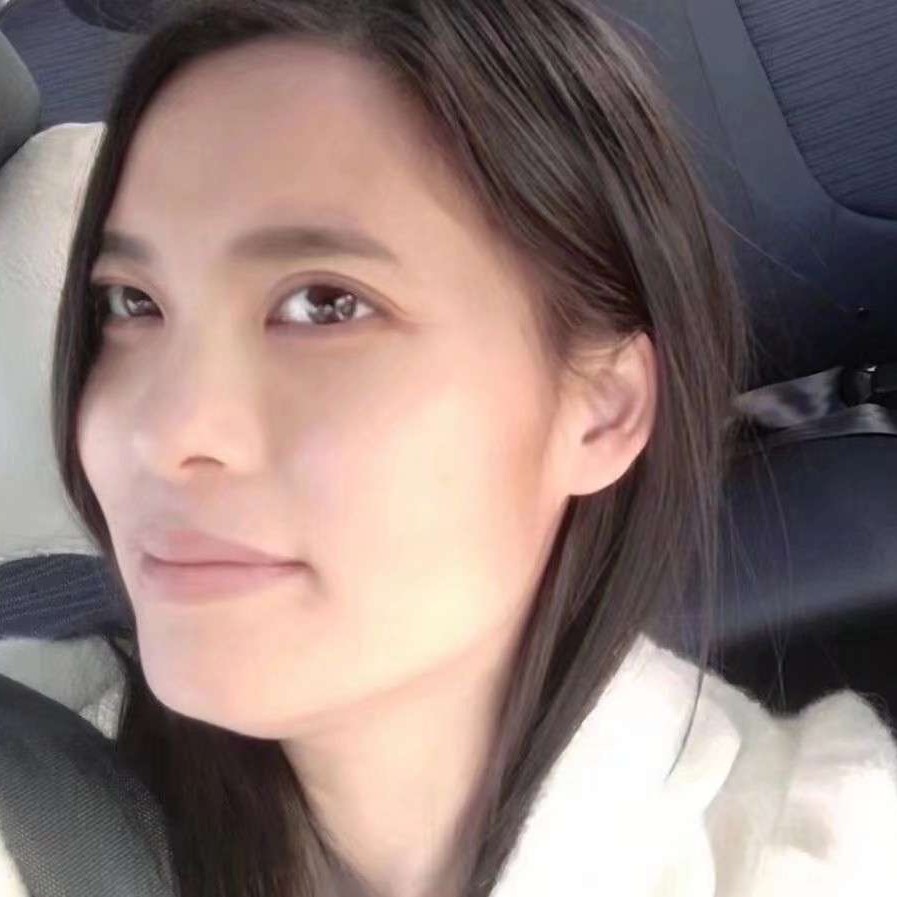 阿英，的照片
