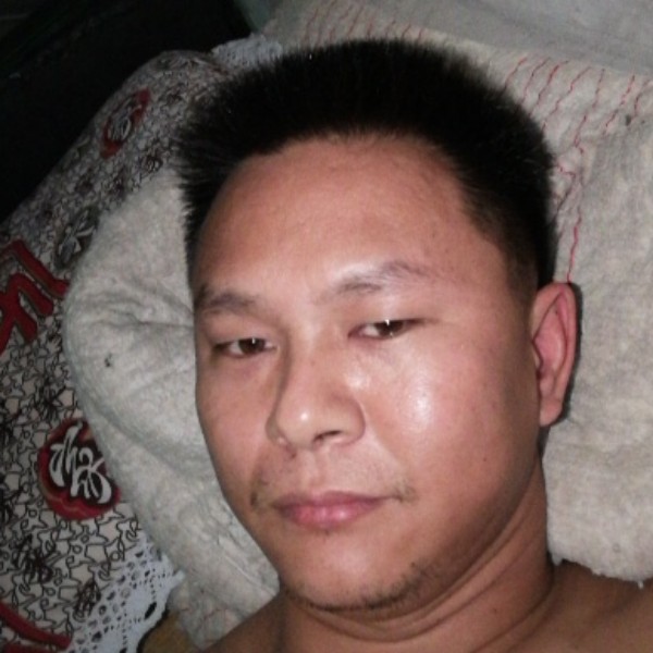 矜柔拉长的照片