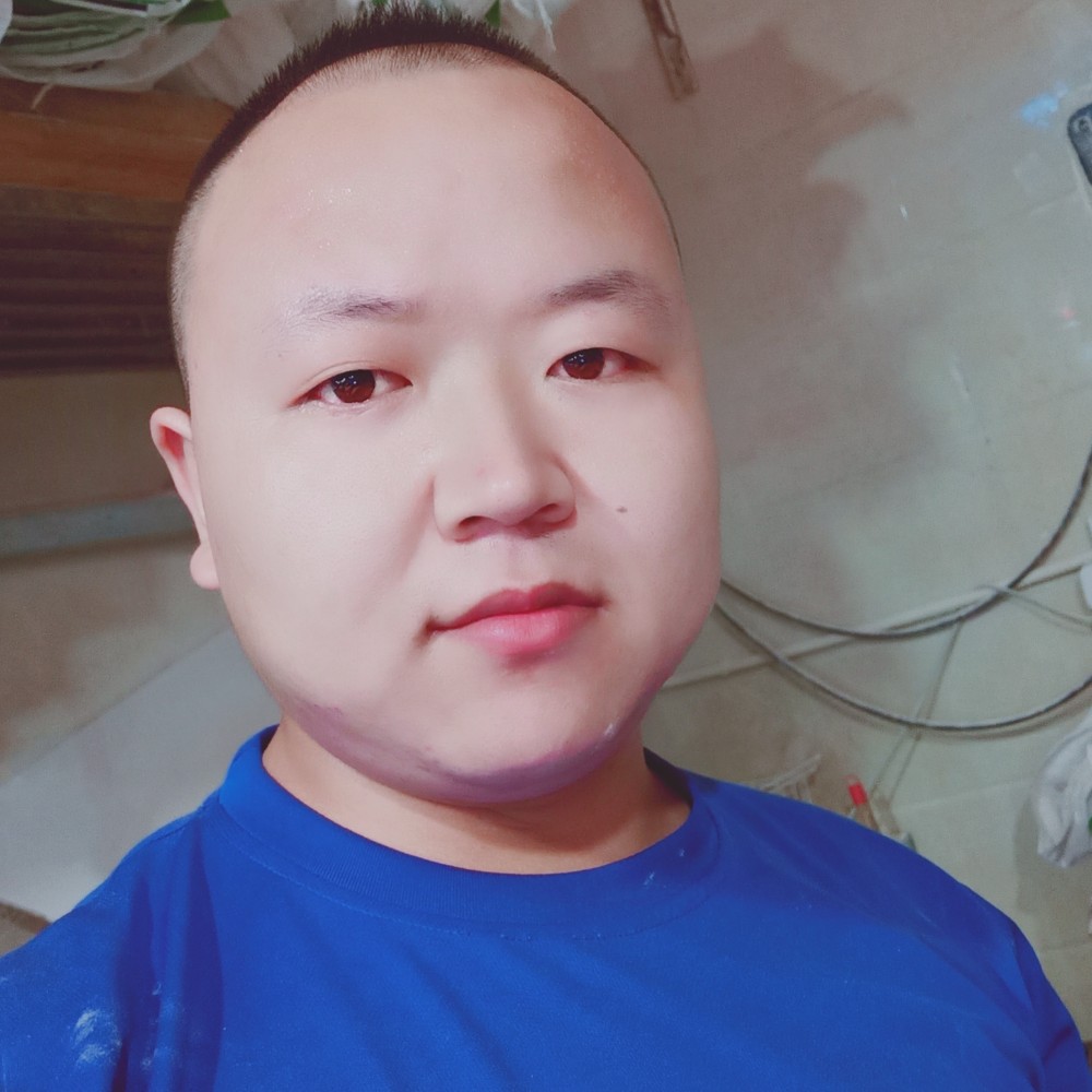 聪明拾忆美女的照片