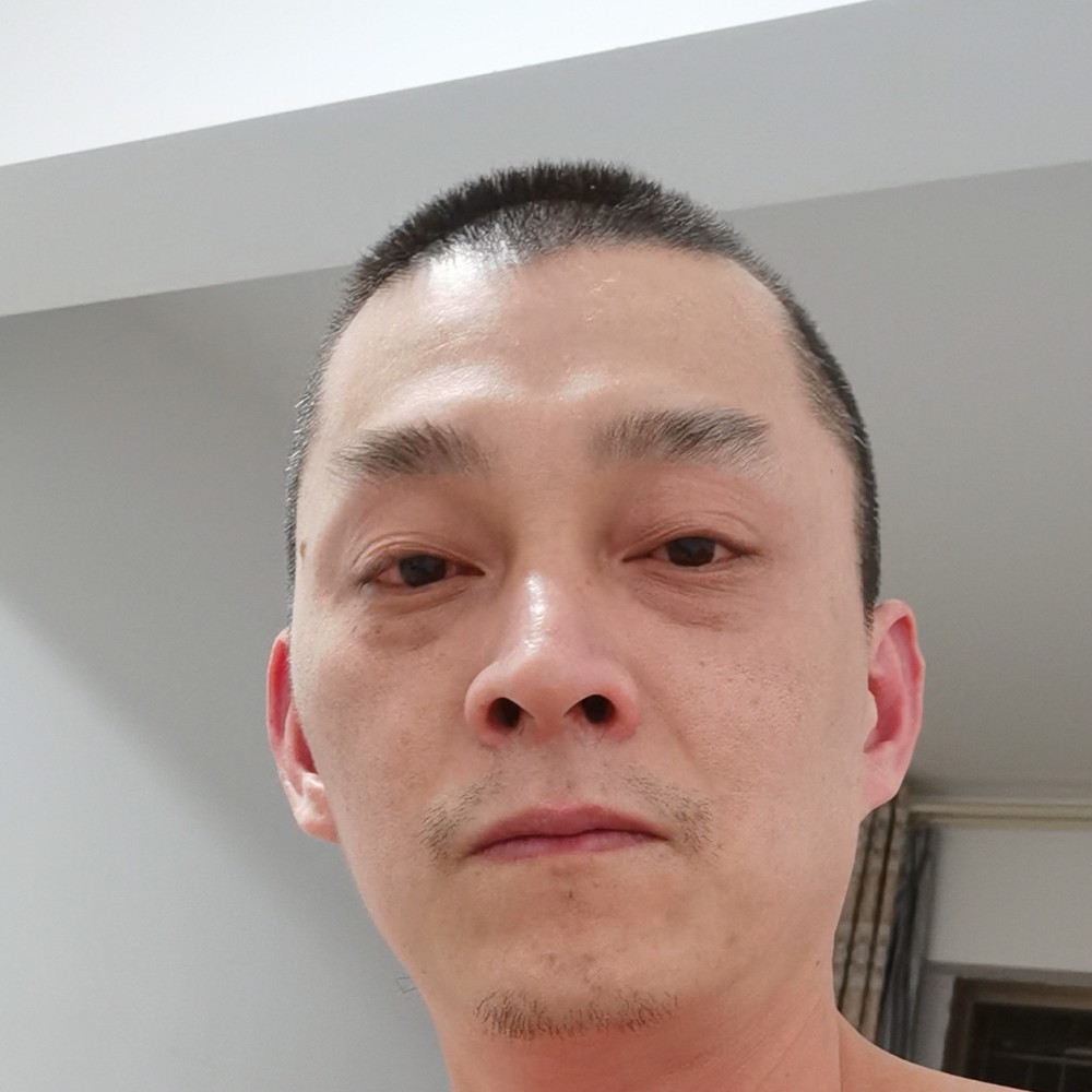 潘迪的照片