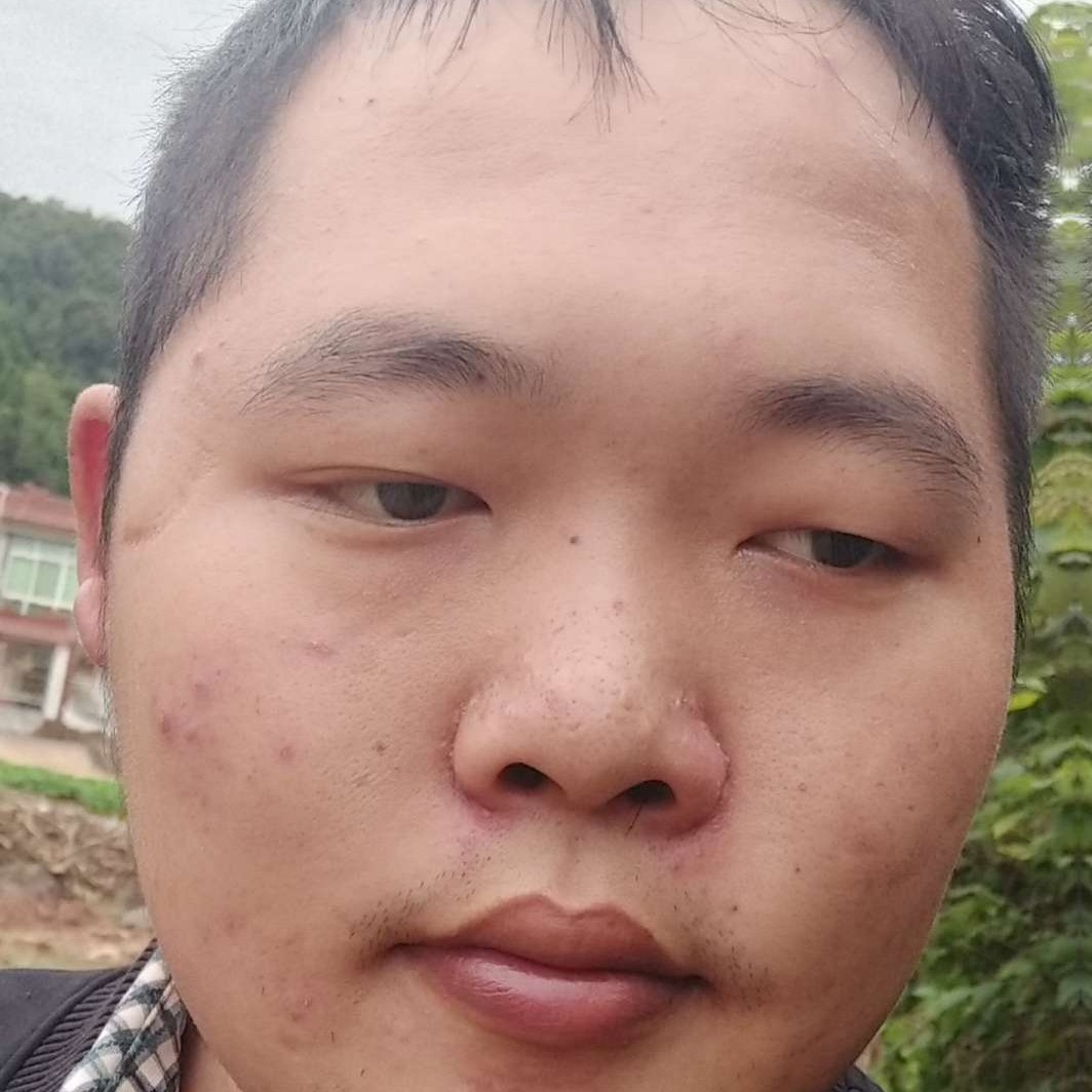 刻苦吃醋高山的照片