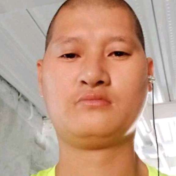 高高那舒荷的照片