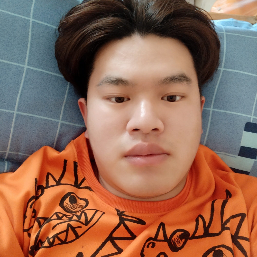 可爱华哥的照片