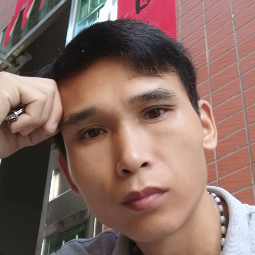 如梦踢孤独的照片