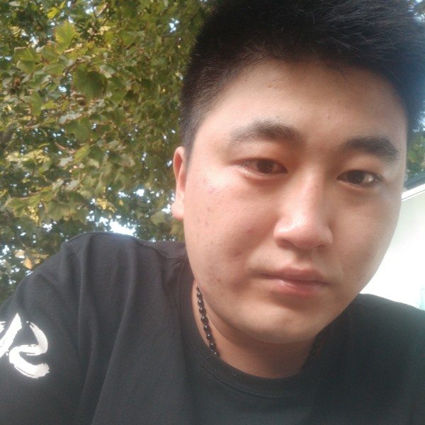 黑猫有忐忑的照片