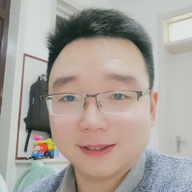 儒雅汽车的照片