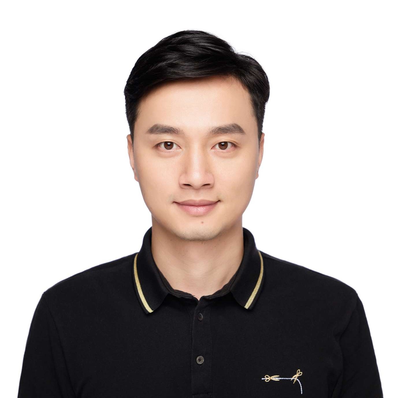 心劫踢热情的照片