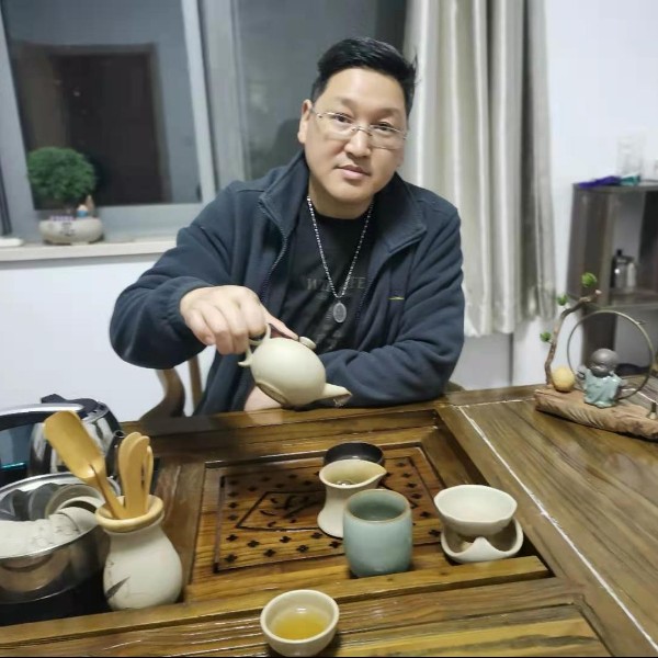 百源隆恩的照片