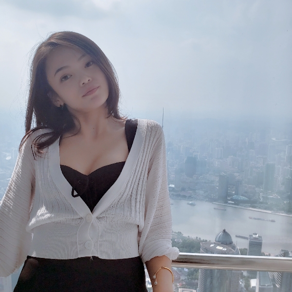 没有少女心的大月的照片