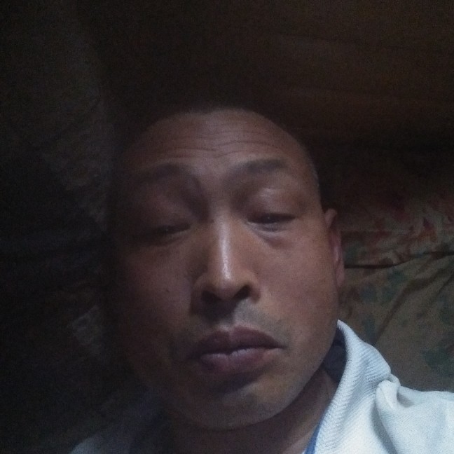 斯文爱少女的照片