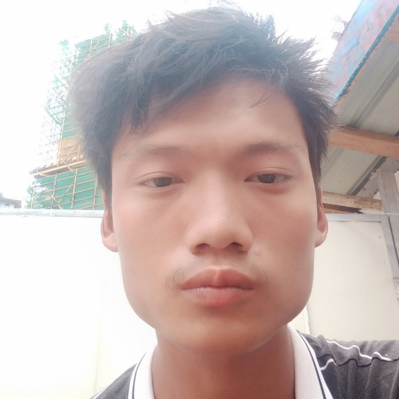 认真说旧颜的照片