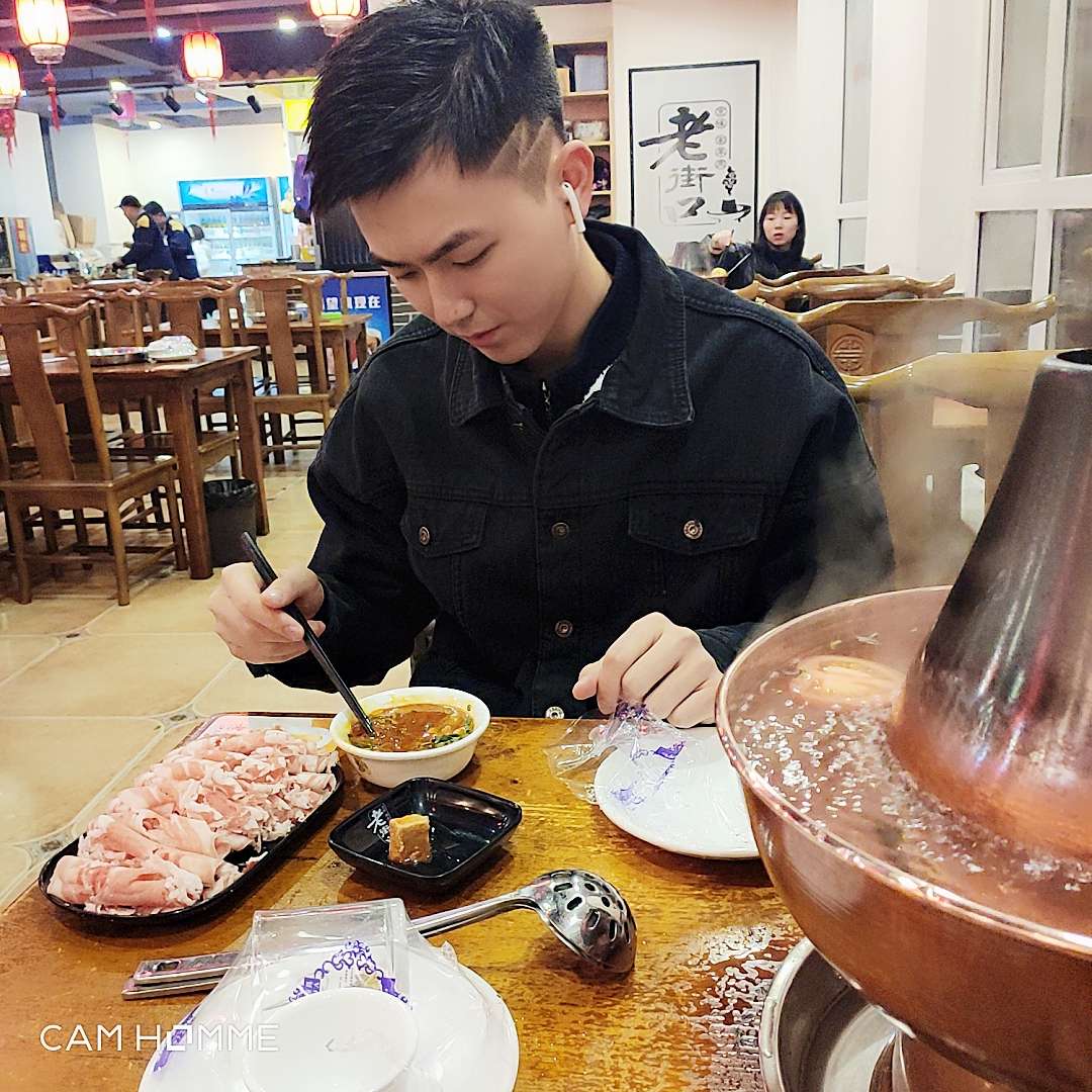 你的理想型就是我的照片