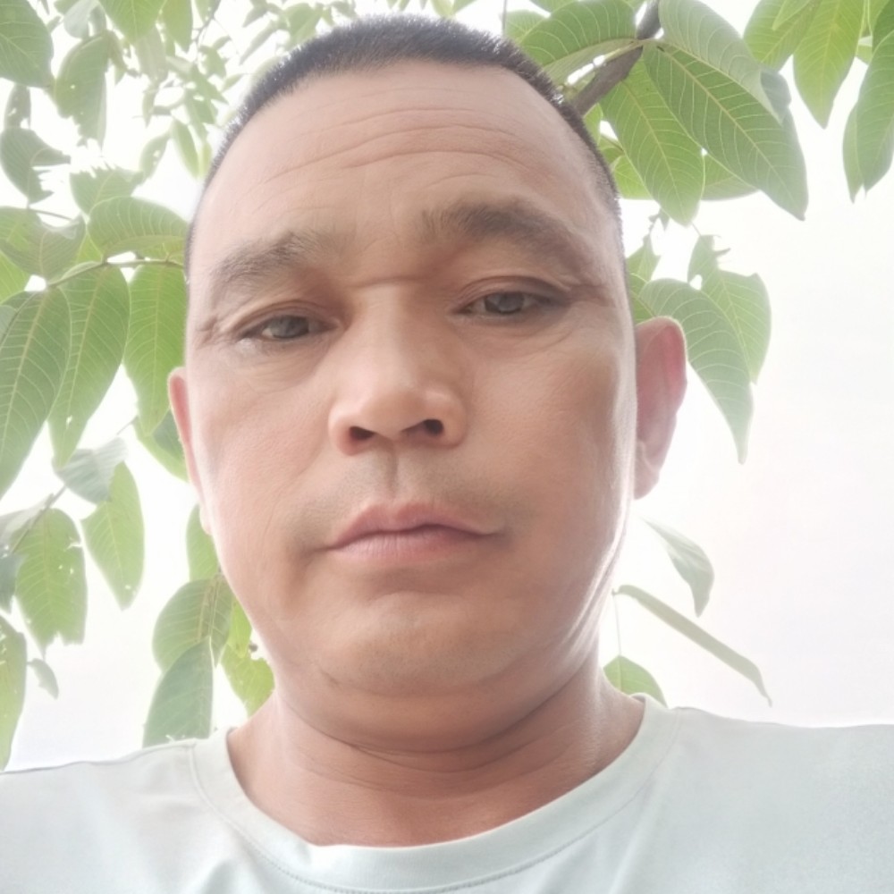 月亮隐忍方哥的照片