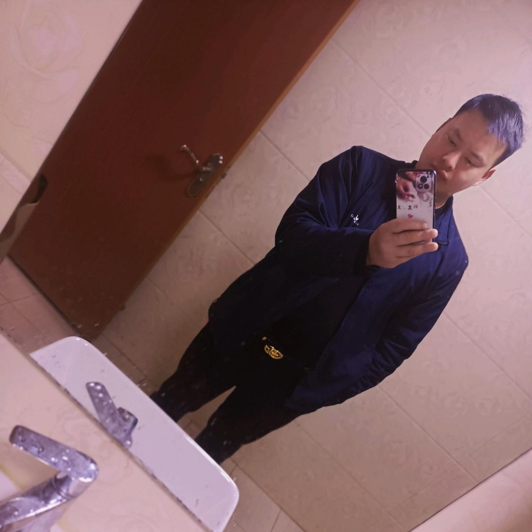 坚定还若溪的照片
