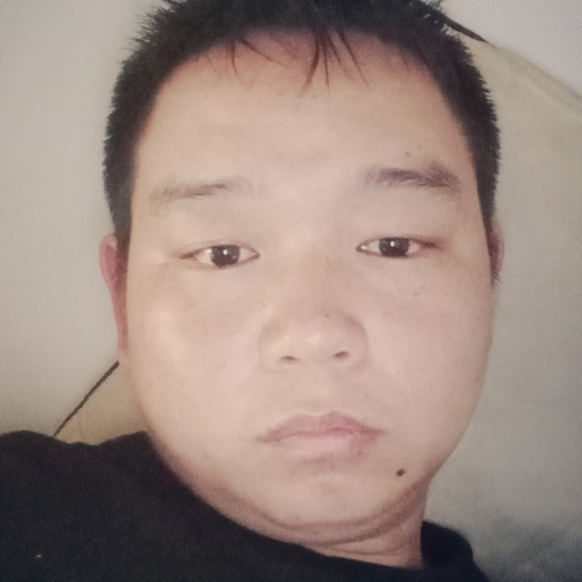 贪玩漫步春华的照片