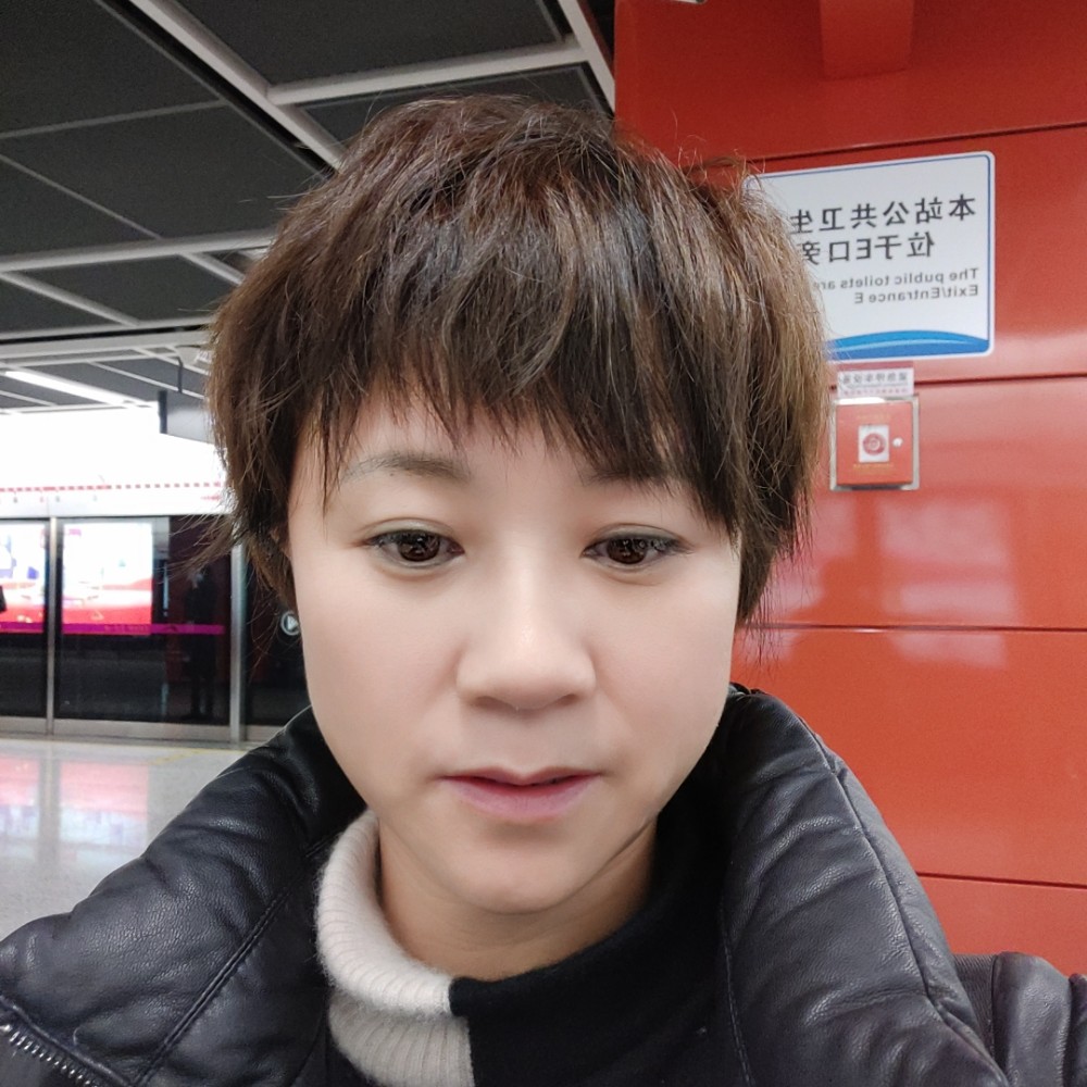 闫晓忆的照片