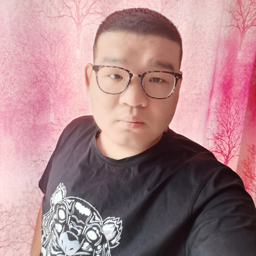 风中浅吻的照片