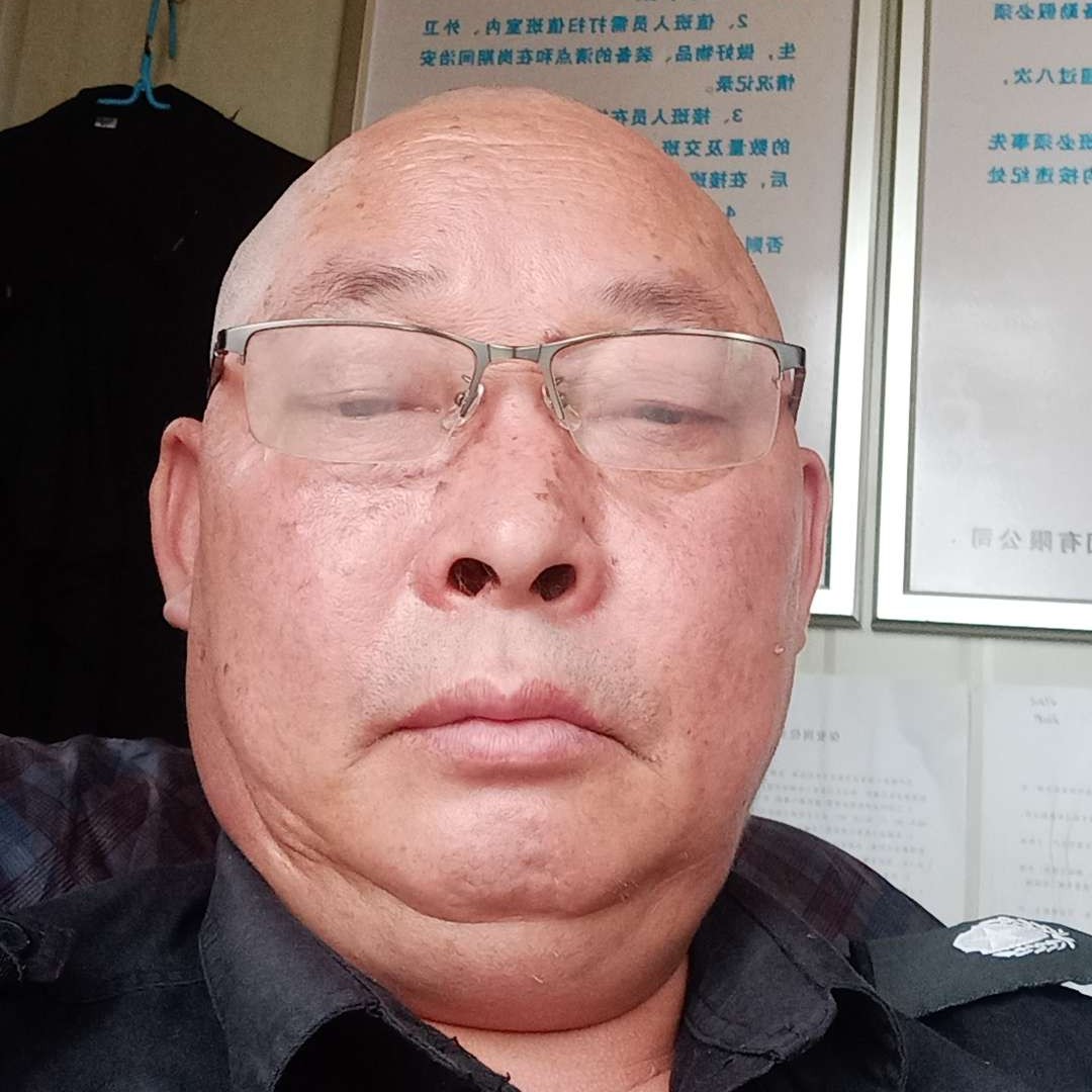 酒窝爱大气的照片