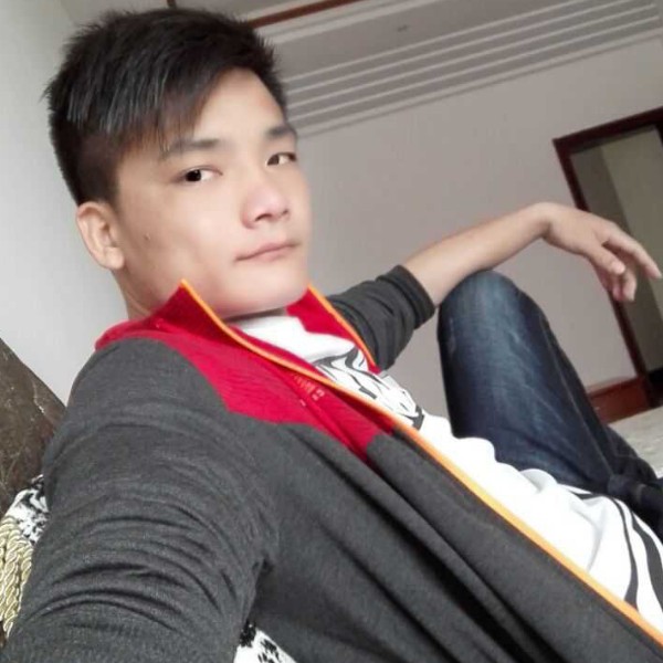 黑了的光的照片