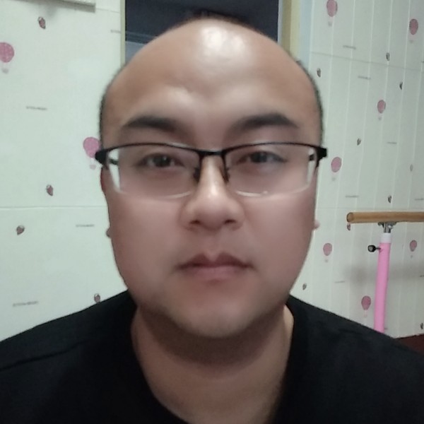 欣慰与香烟的照片