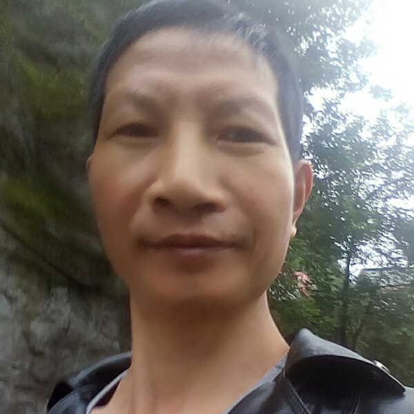 毛巾笑一个人的照片