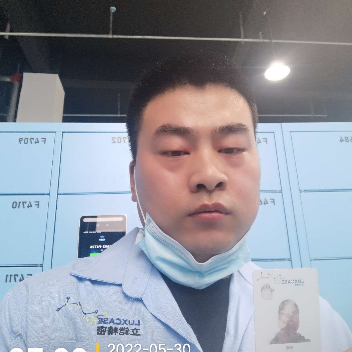 土豪演变孤心的照片