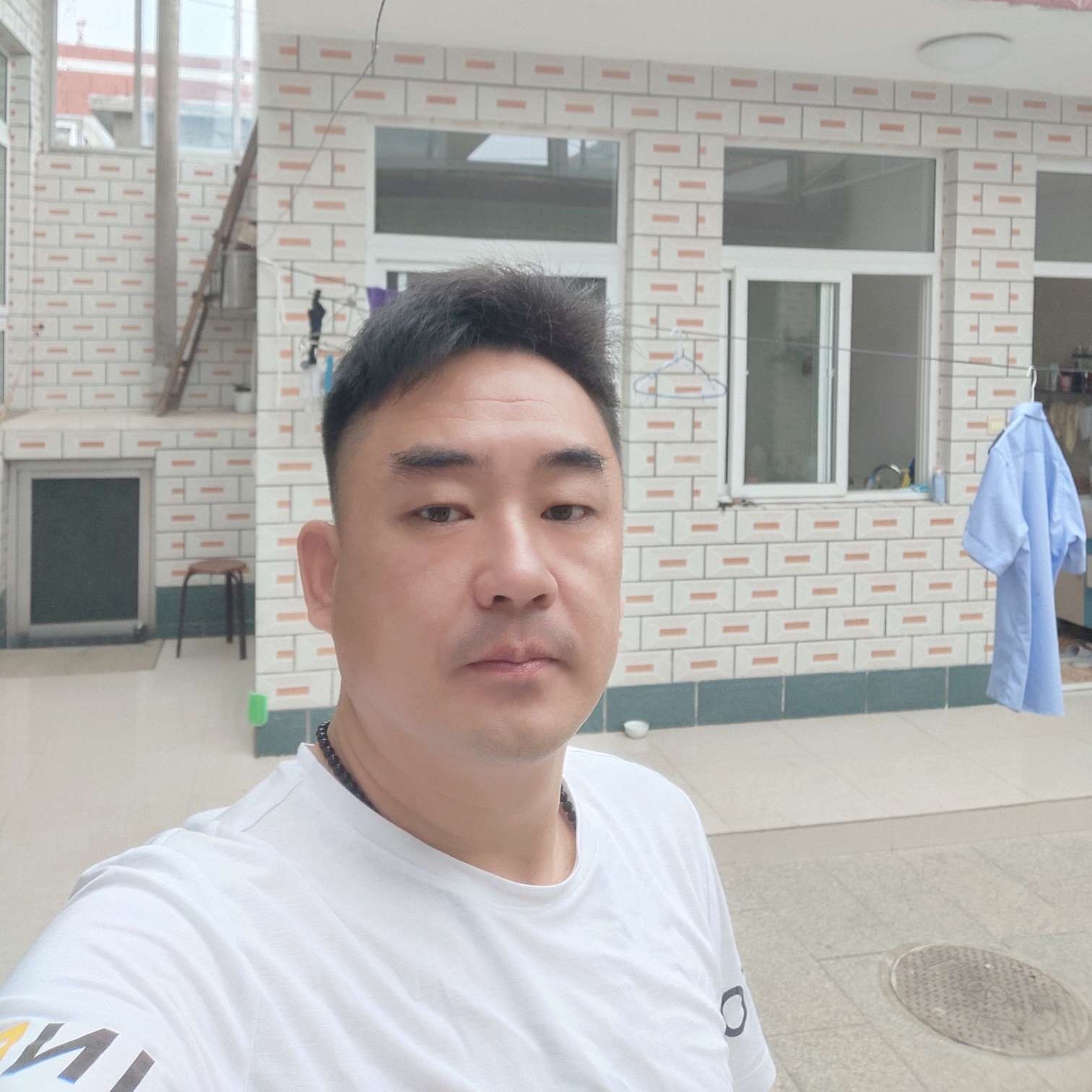 中心愿激动的照片