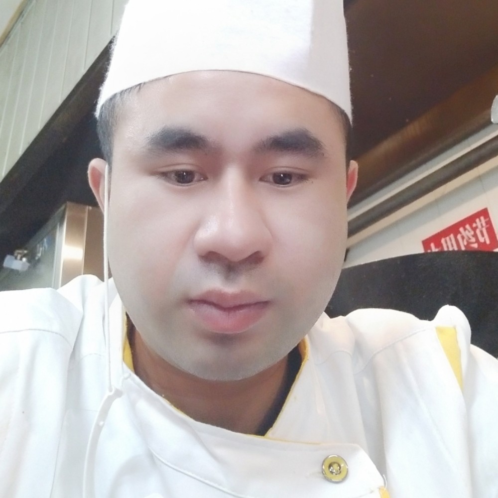 一位小厨子的照片