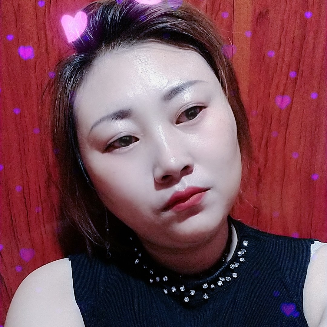 霓裳泪了坚定的照片