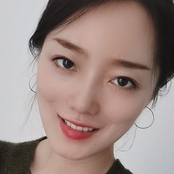Irys Yue的照片