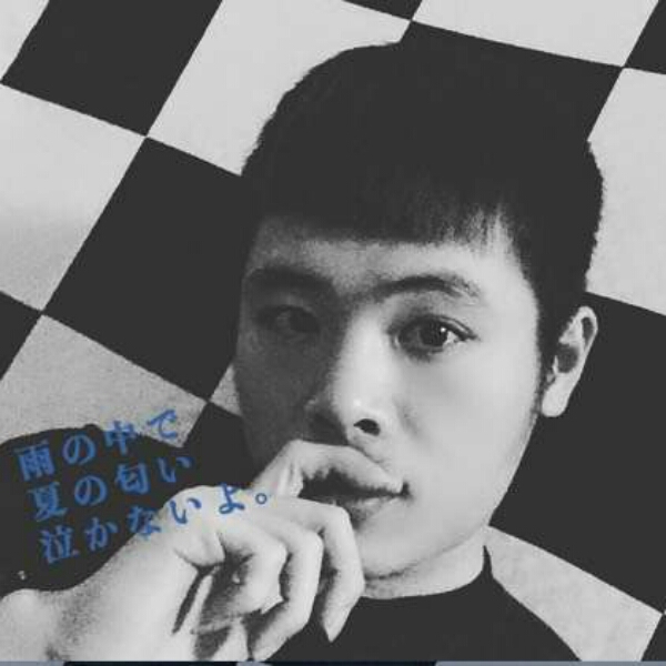 骑上心爱滴小摩托的照片