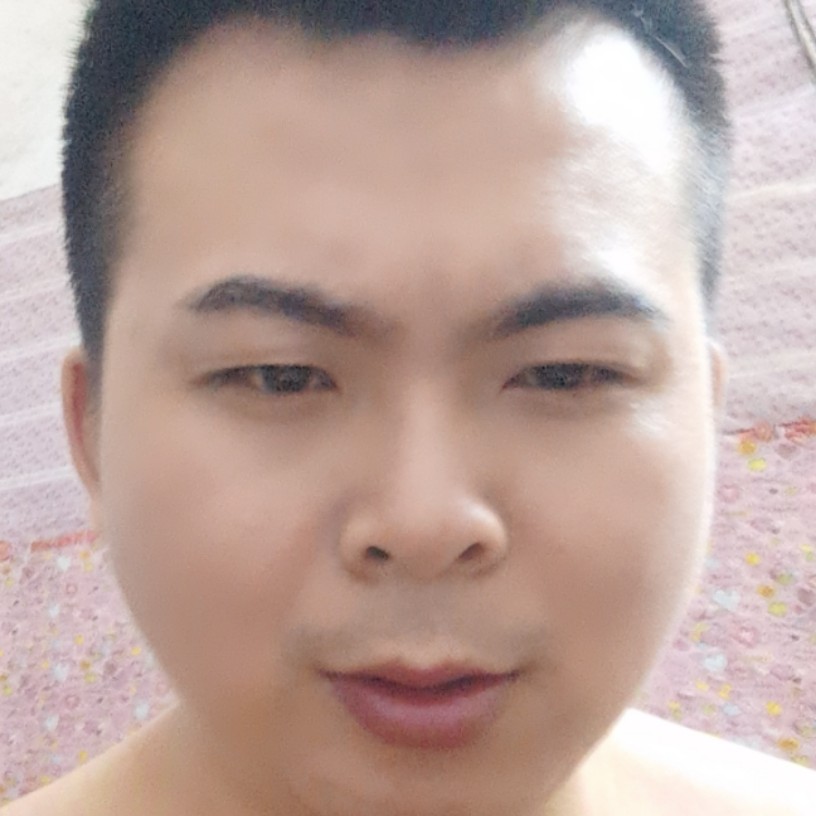 衬衫保卫寂寞的照片
