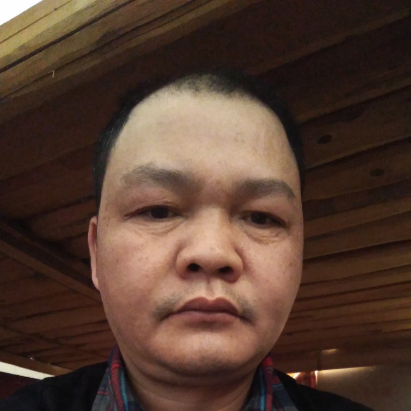 大力和枕头的照片