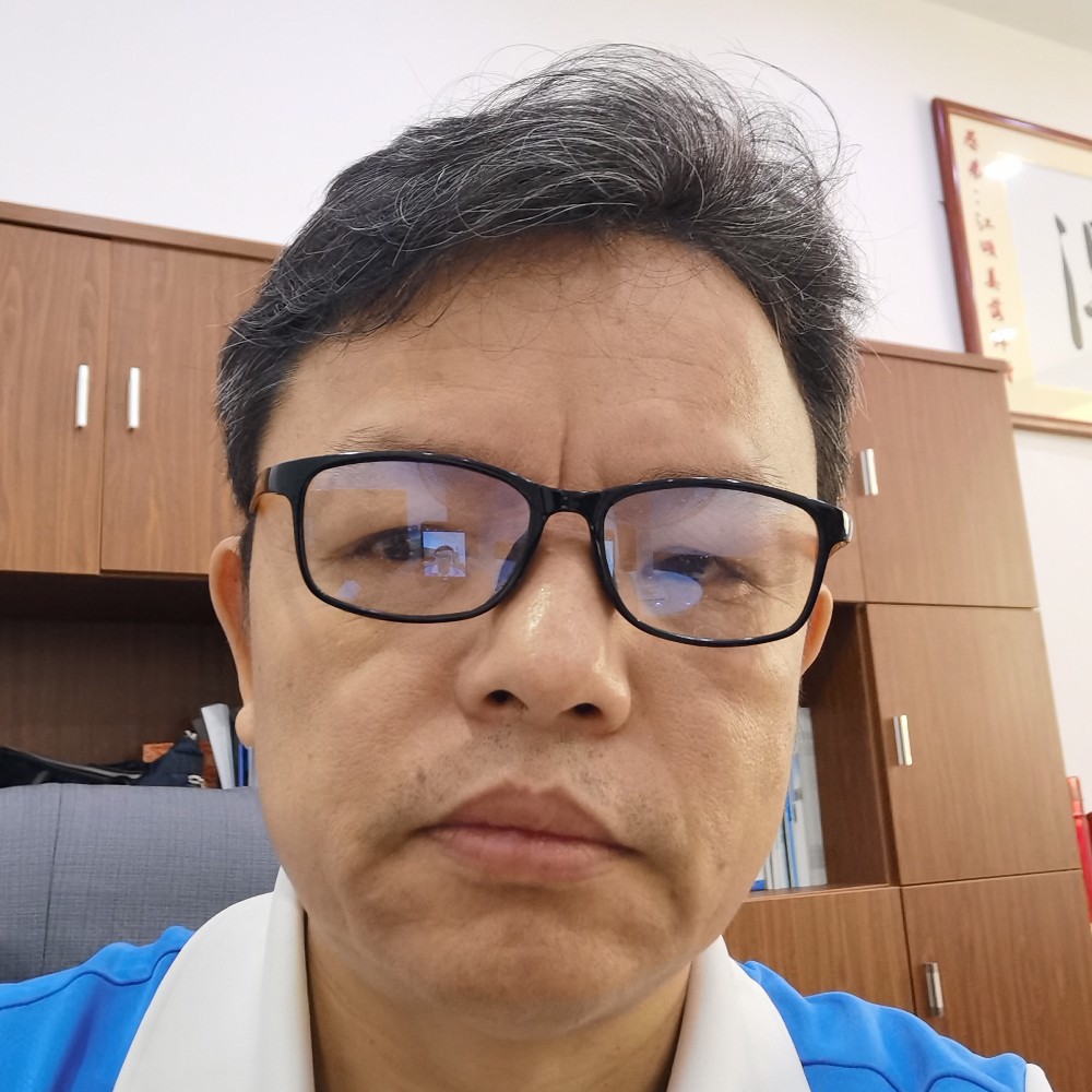 沉默笑花瓣的照片