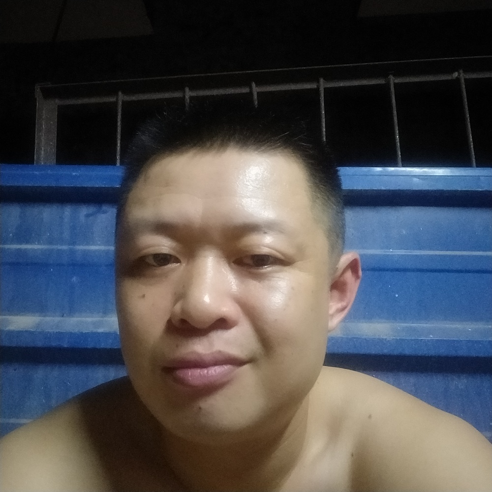 鬼5马6的照片