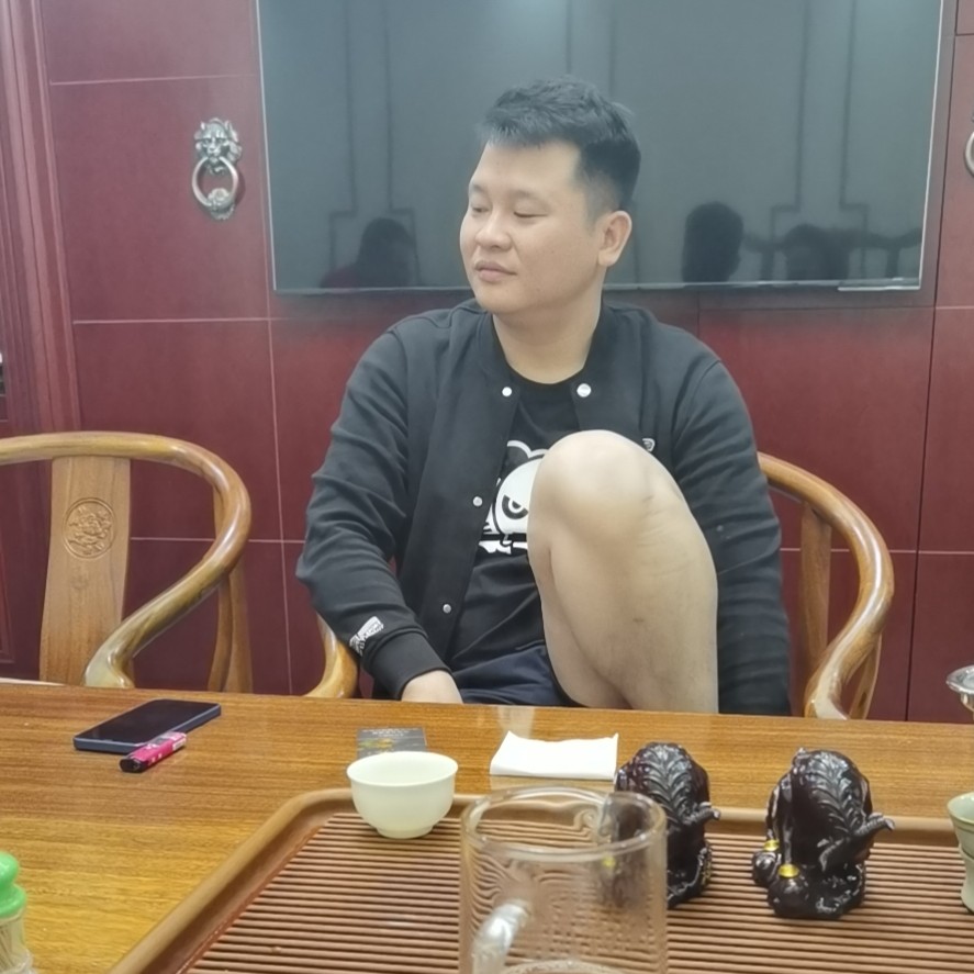 自由笑青栀的照片