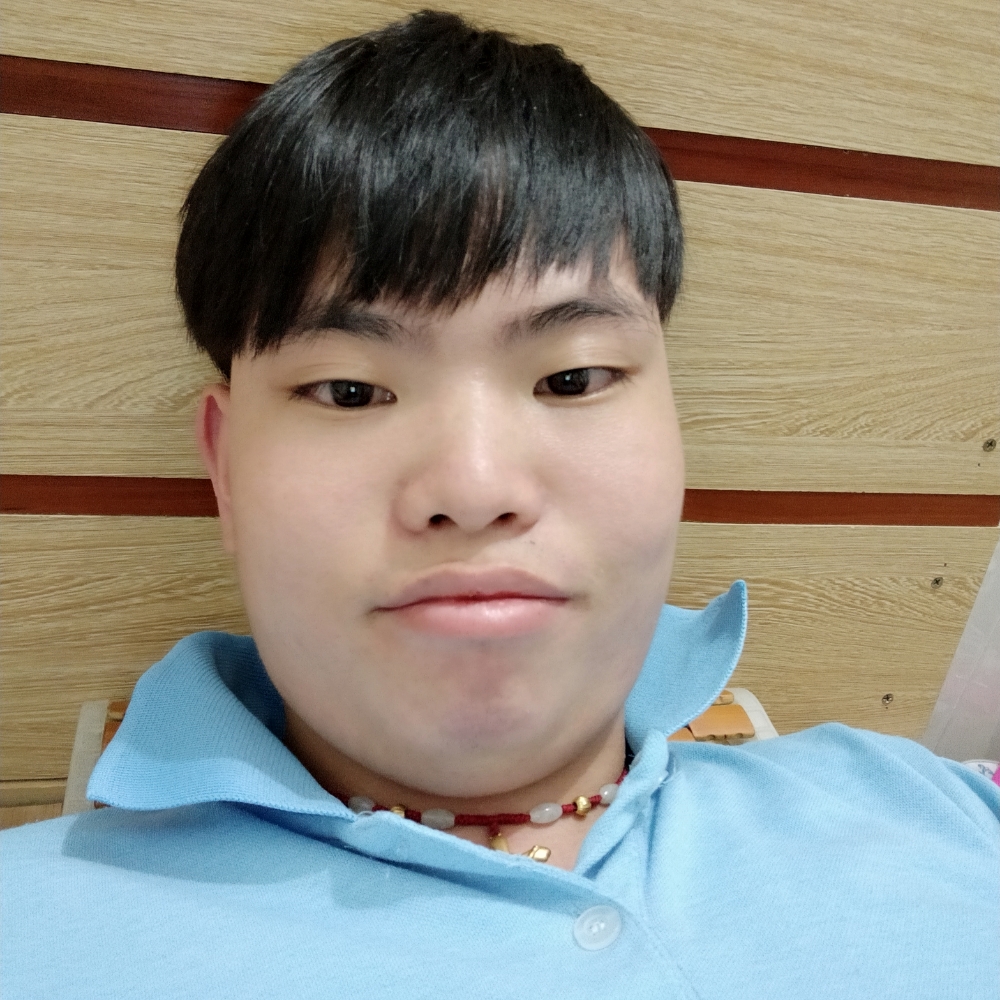 敏感还小蘑菇的照片