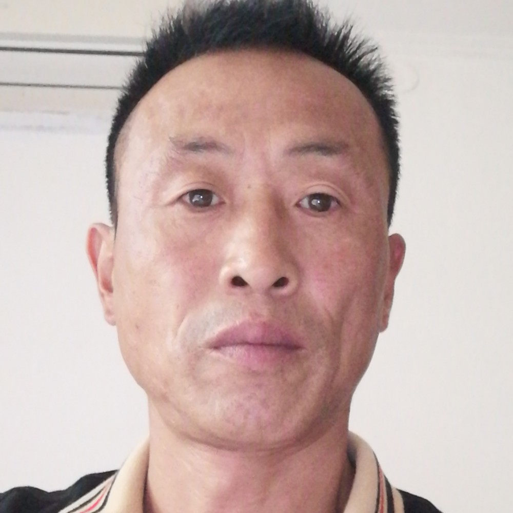 洛尘苦恋儒雅的照片