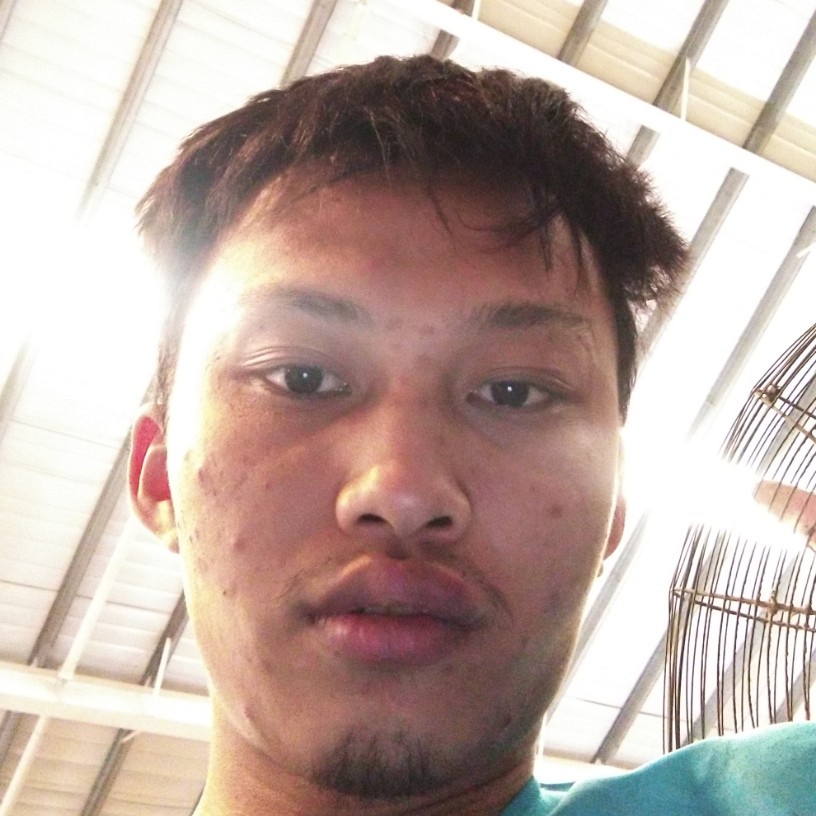 一片空白，梁家然的照片