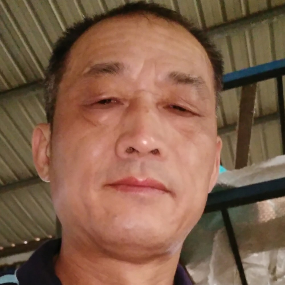 火龙果回眸精明的照片